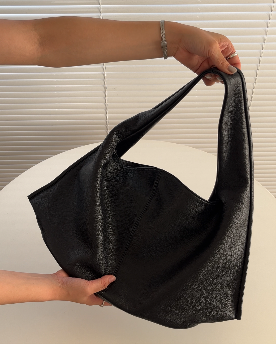 ［8/24restock］［予約］Curve Leather boston  shoulder bag 8月下旬～9月初旬入荷