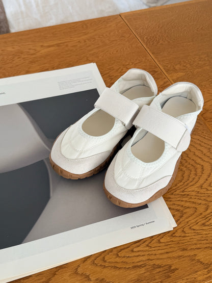 ［6/11new］Belt Fit Shoes white