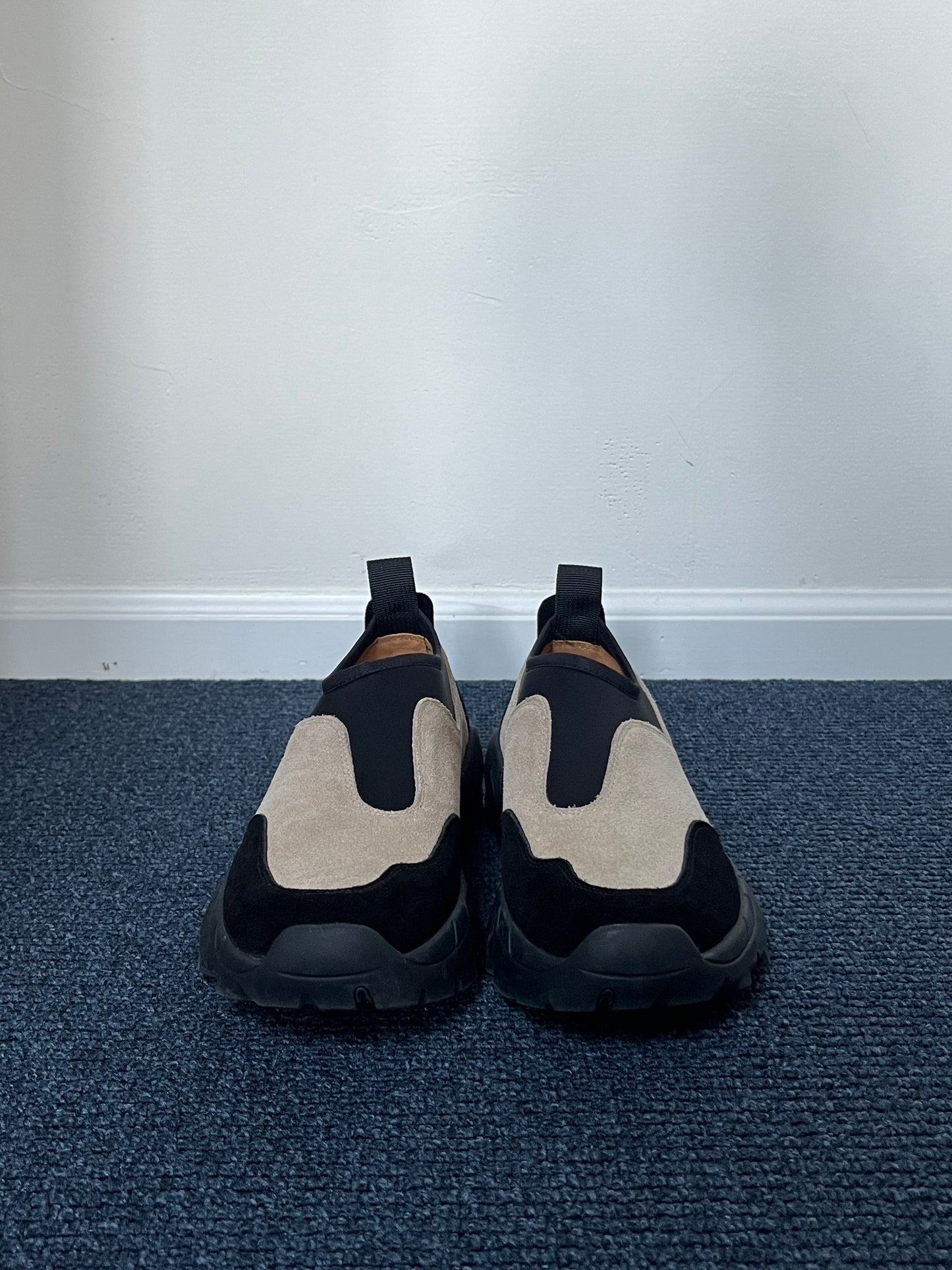 [12/18 new] Earthform Slip-on Ivory