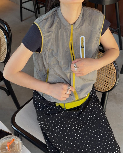 [6/18 new]Tech Light Zip Vest gray