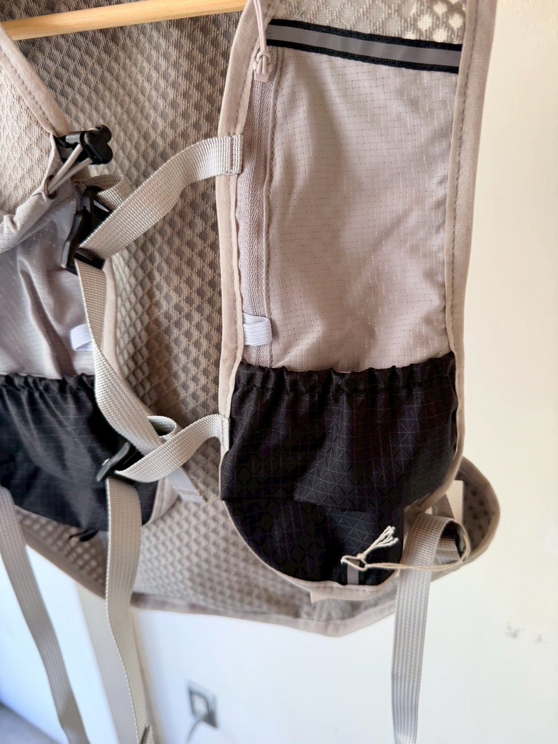 runner active vest black