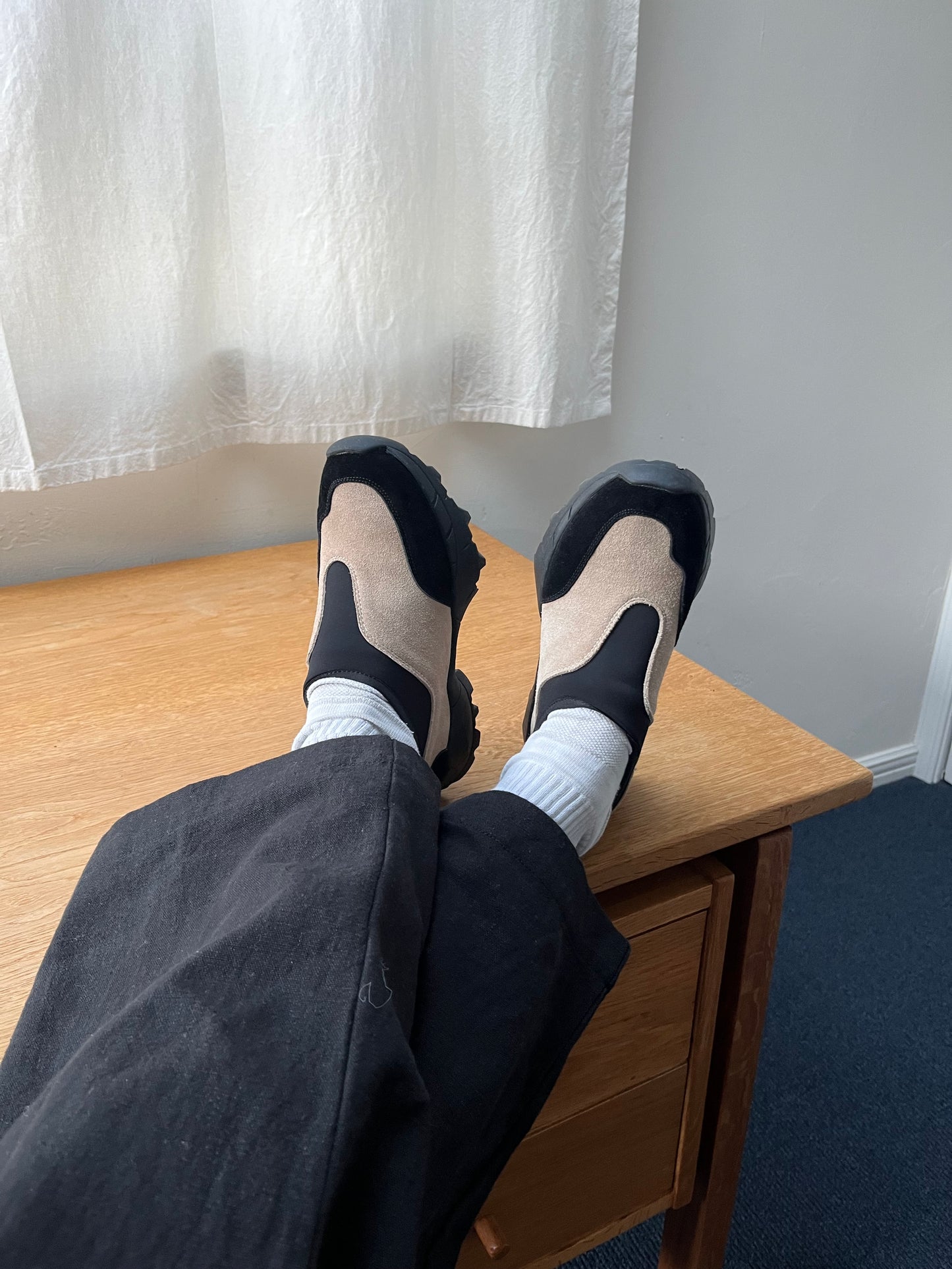 [12/18 new] Earthform Slip-on Ivory