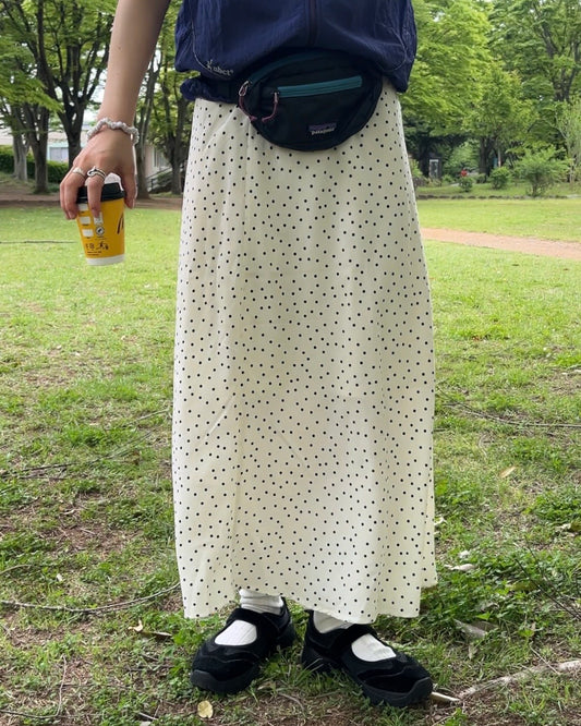 [6/18new]Fluid Dot Skirt white