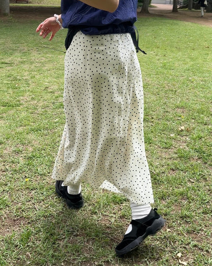 [6/18new]Fluid Dot Skirt white