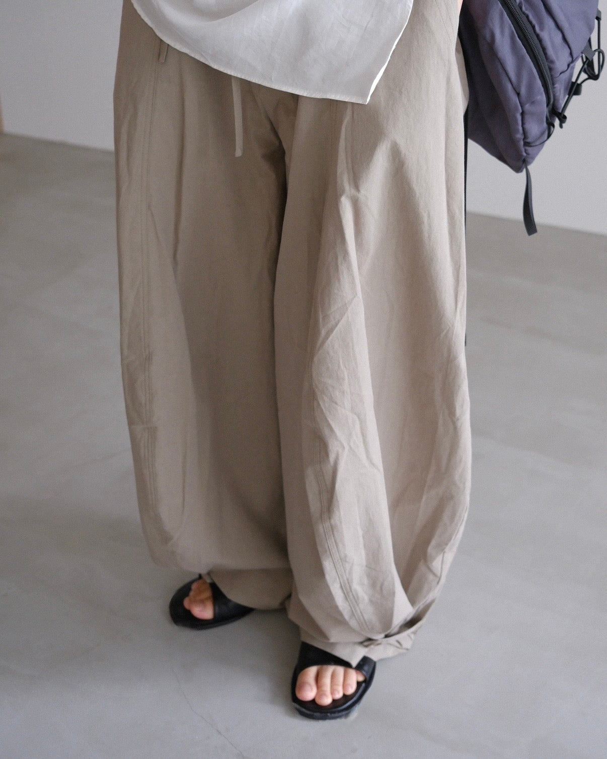 [7/9new]front volume balloon pants khaki
