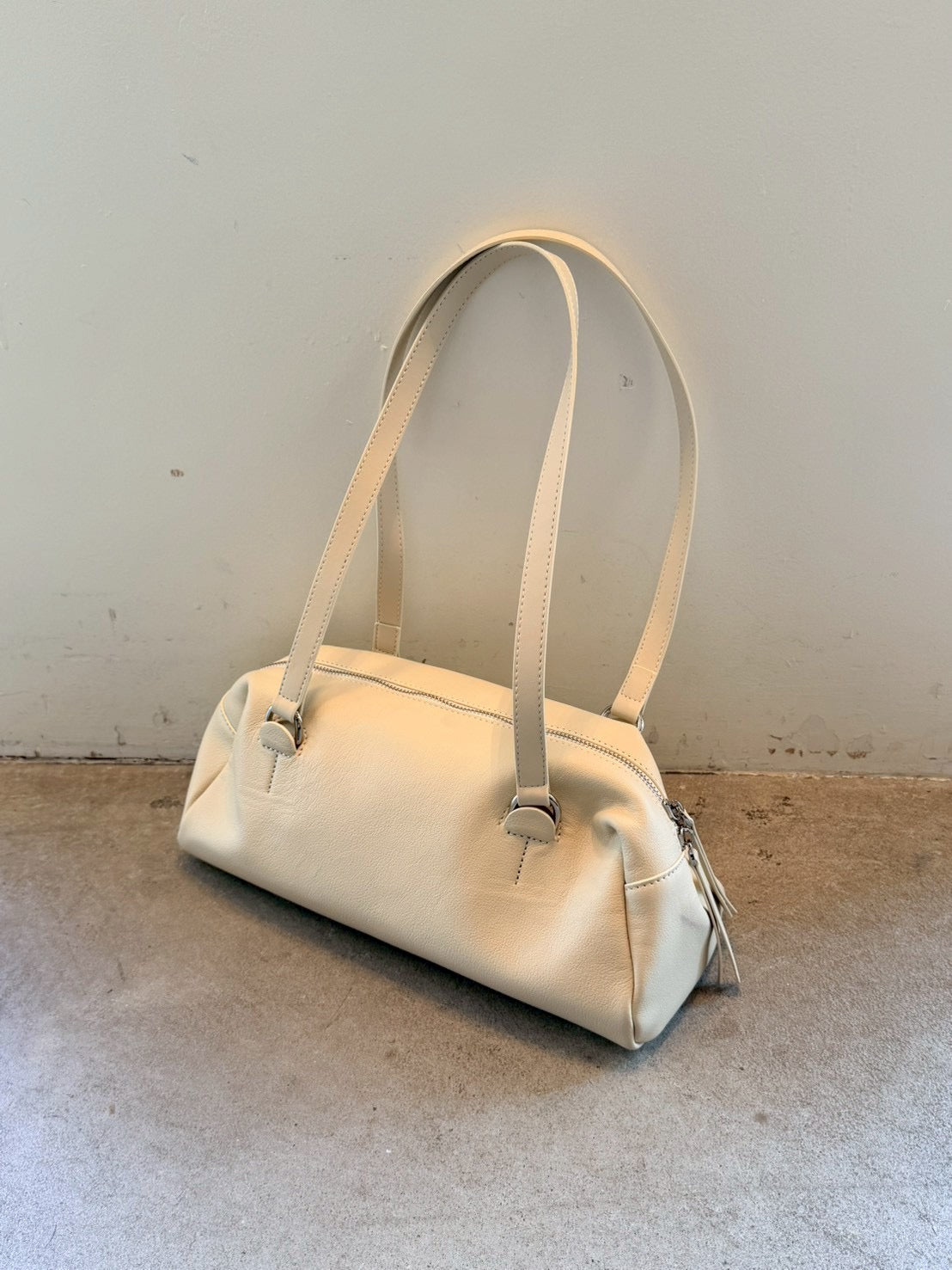 Cow Leather Soft Cube Leather Bag white