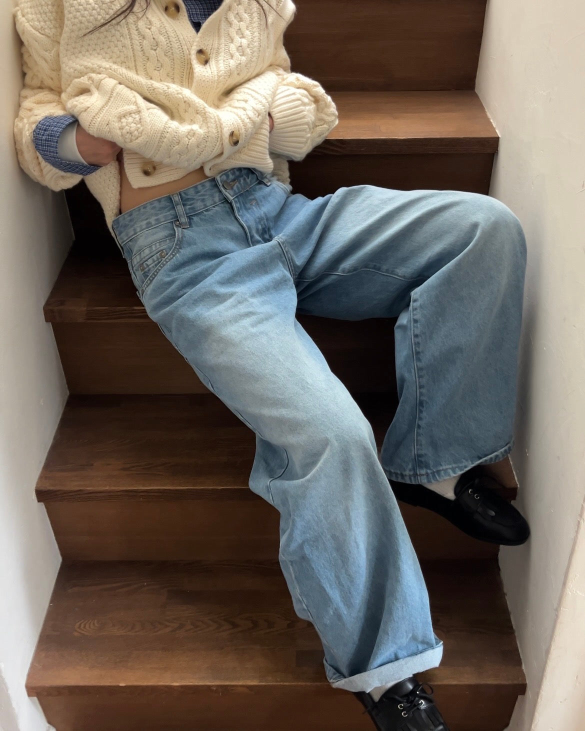 Calm Wash Wide Jeans