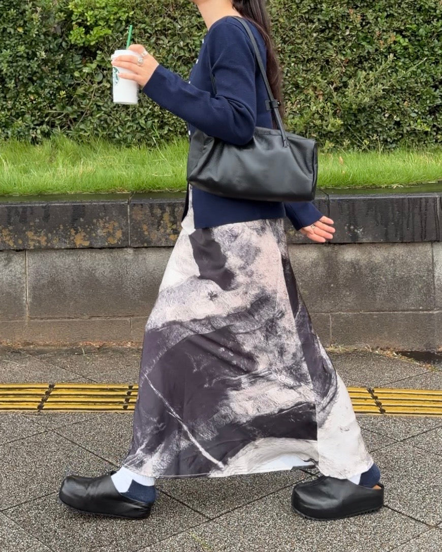 [9/24new] ink wash skirt BK 10月初旬〜中旬入荷