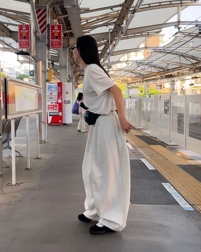 [5/21new]Curved Wide Sweat Pants oatmeal 6月上旬〜下旬入荷
