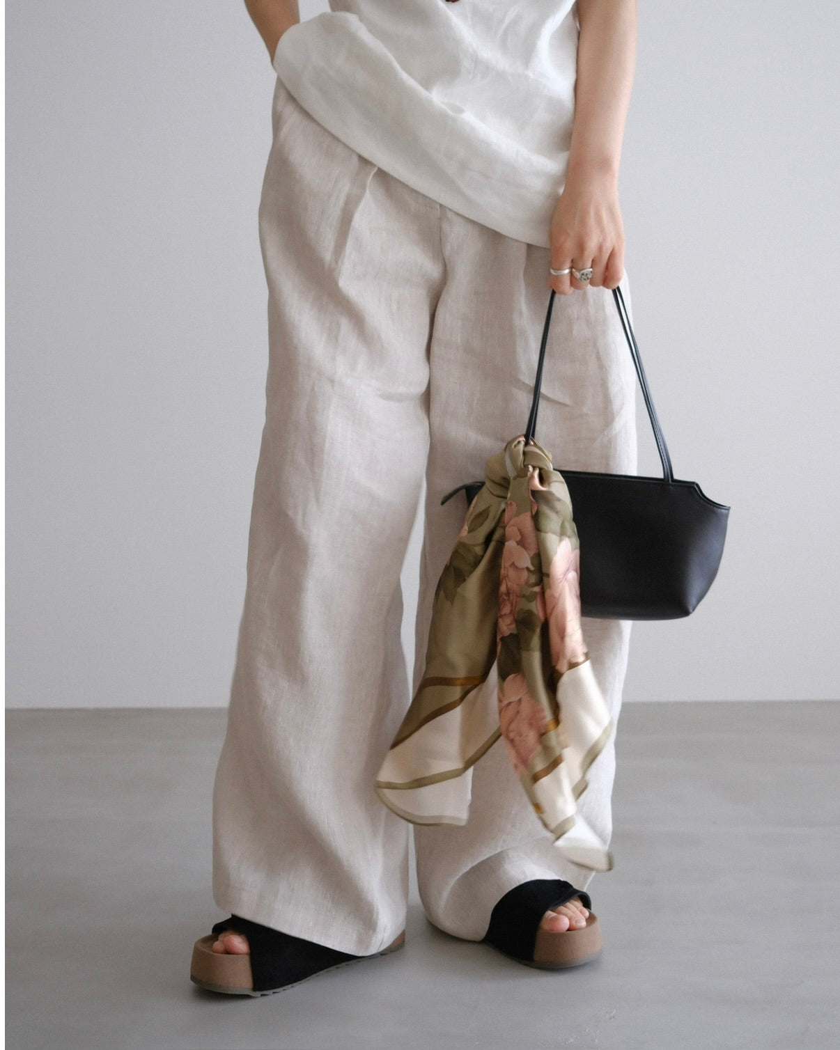 ［8/13new］Suede Leather sandal