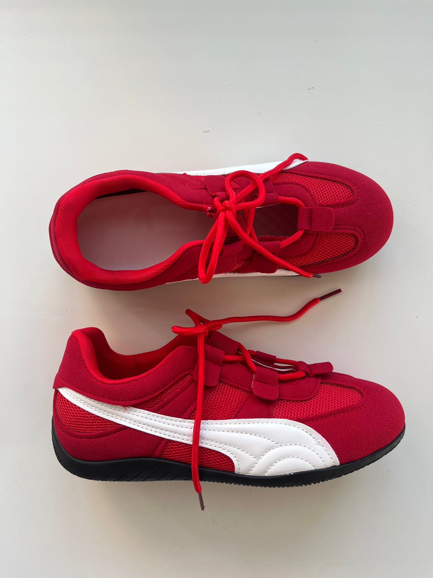 Ballet Line Sneakers red