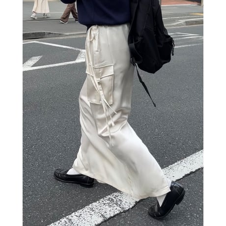 satin cargo skirt   ivory