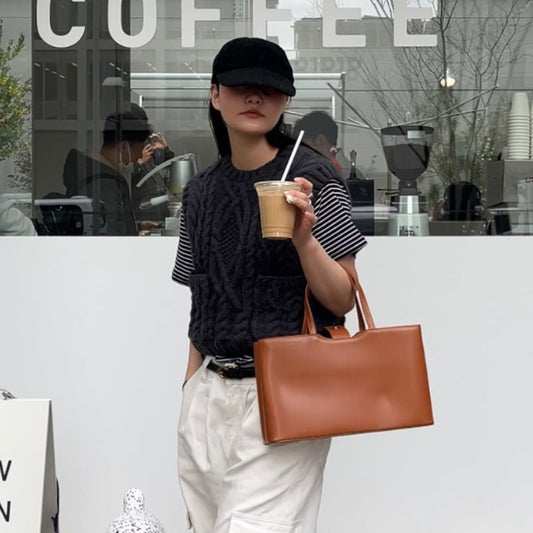 leather classic bag  brown