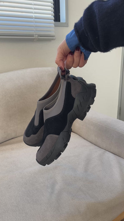 [12/18 new] Earthform Slip-on Gray